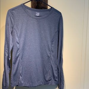 Danskin Now Fitted Polyester long sleeve shirt